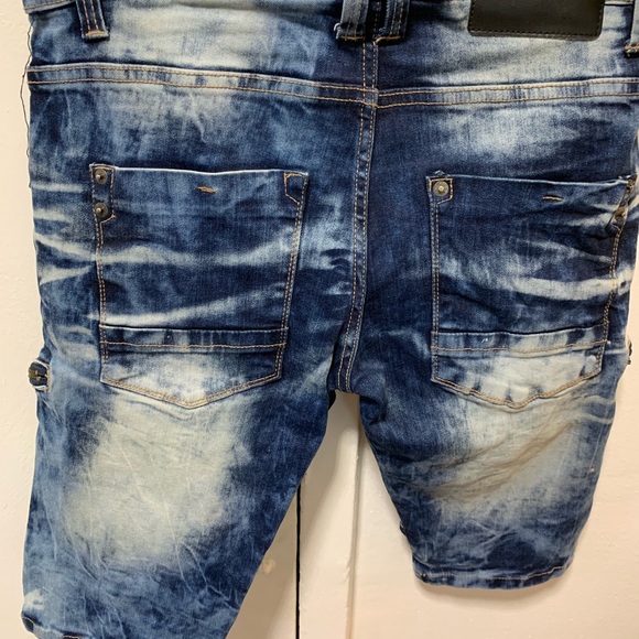 Man short - Picture 4 of 8